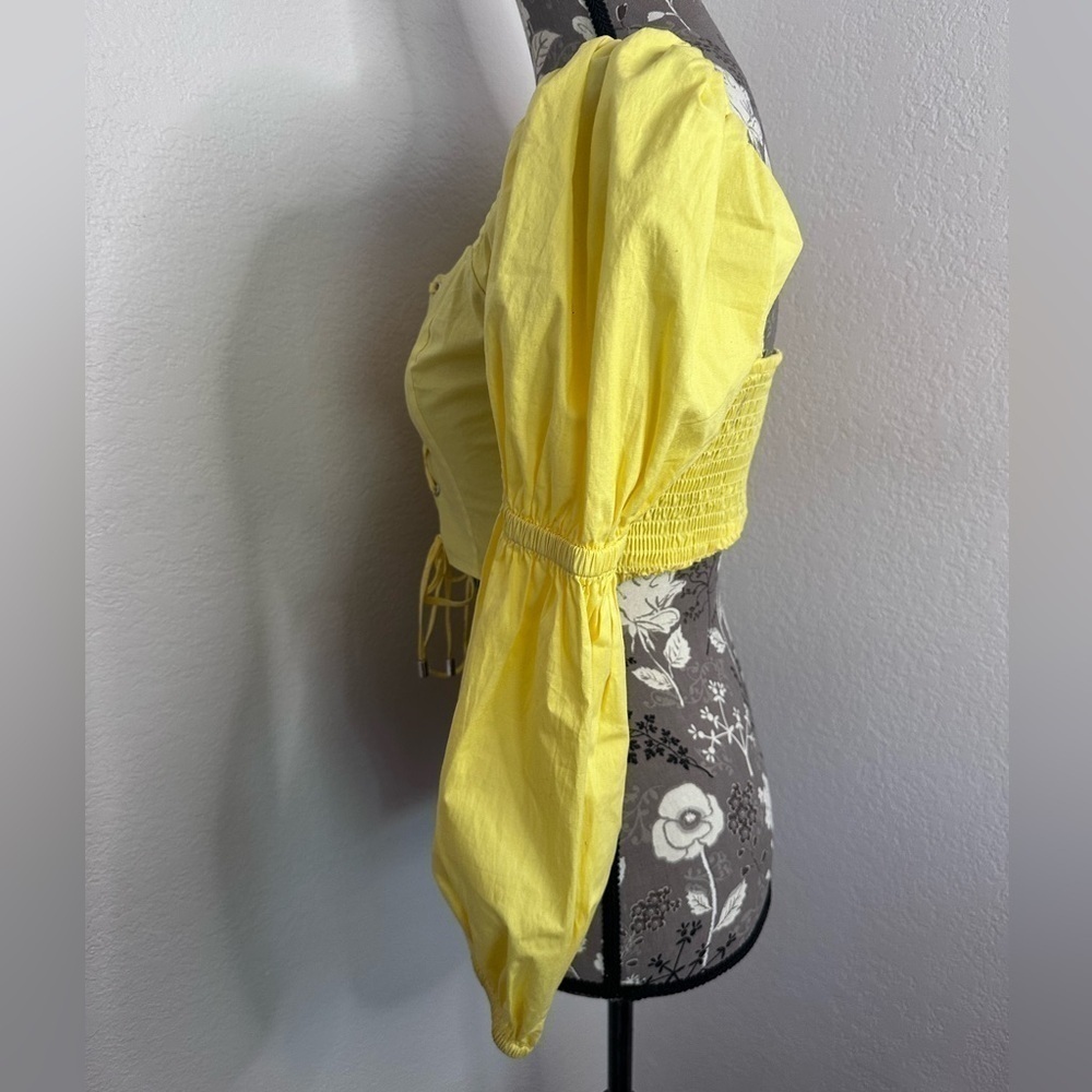 MAJORELLE Sienna Yellow Lace Up Smocked Back Long Sleeve Crop Top Size S - Picture 7 of 8